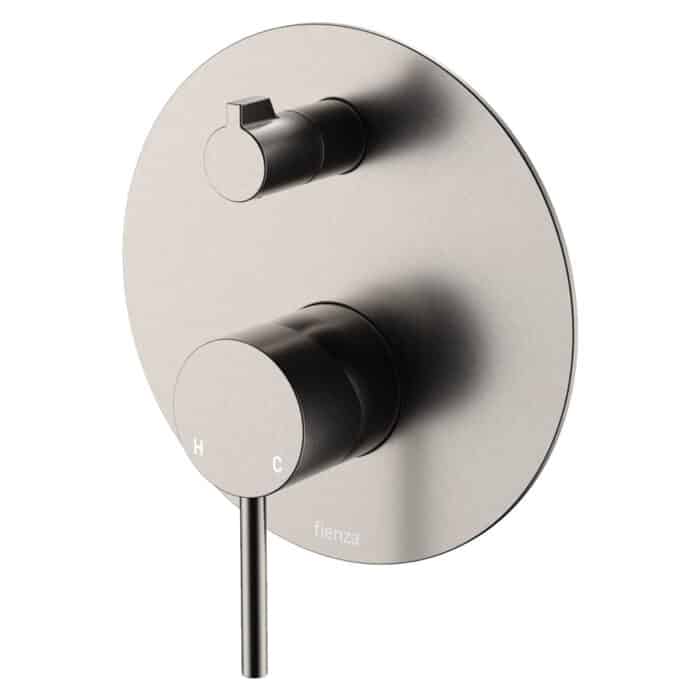 Kaya Diverter Mixer Large Round Plate. 6 x Colour Options.