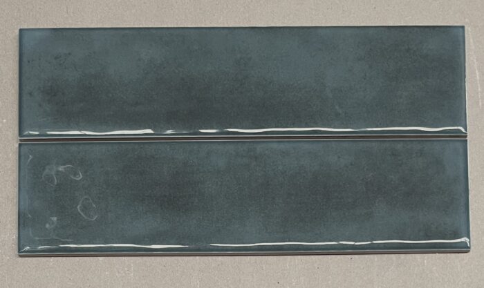Ripple Emerald Gloss 300x75